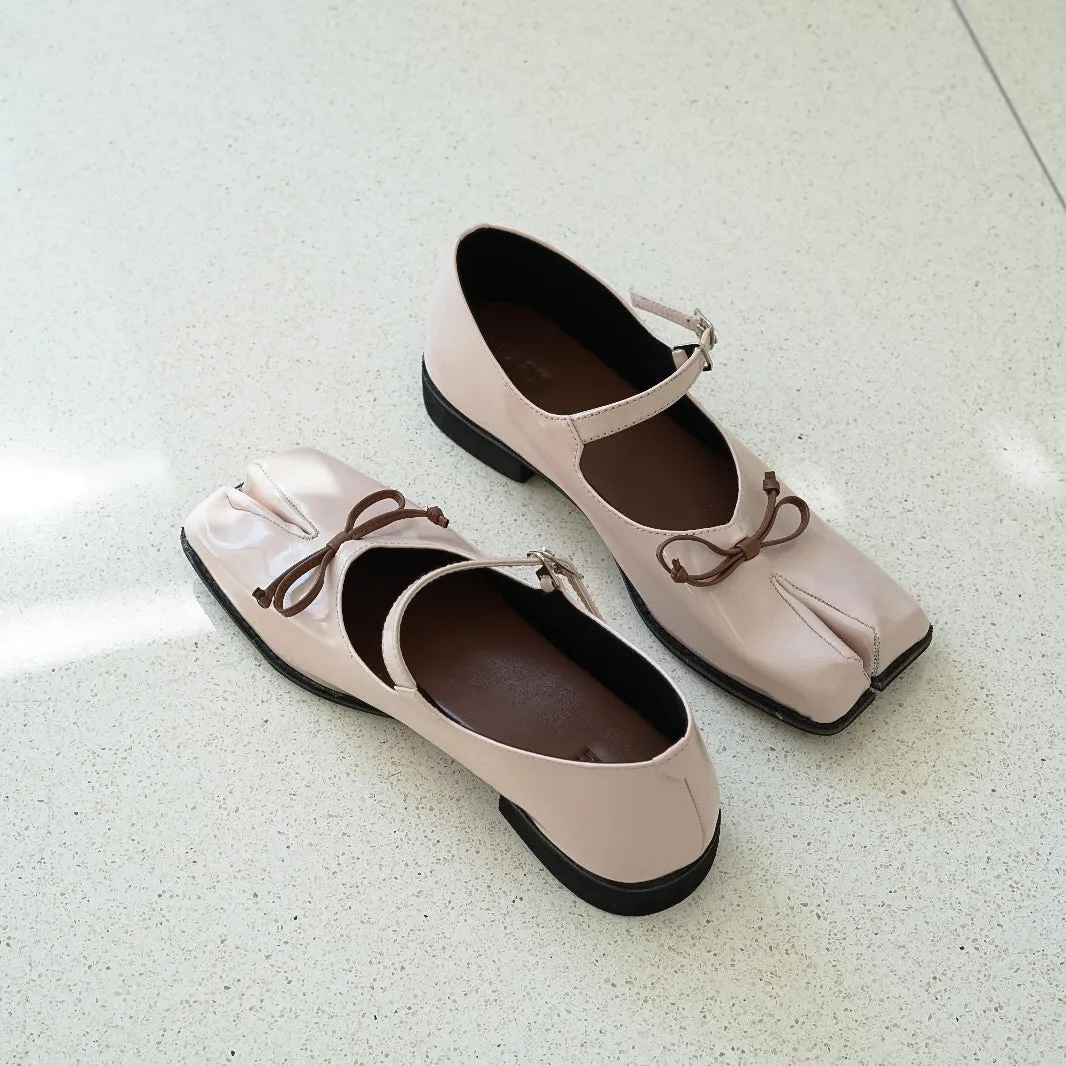 Aina Tabi Flat (Square Toe)