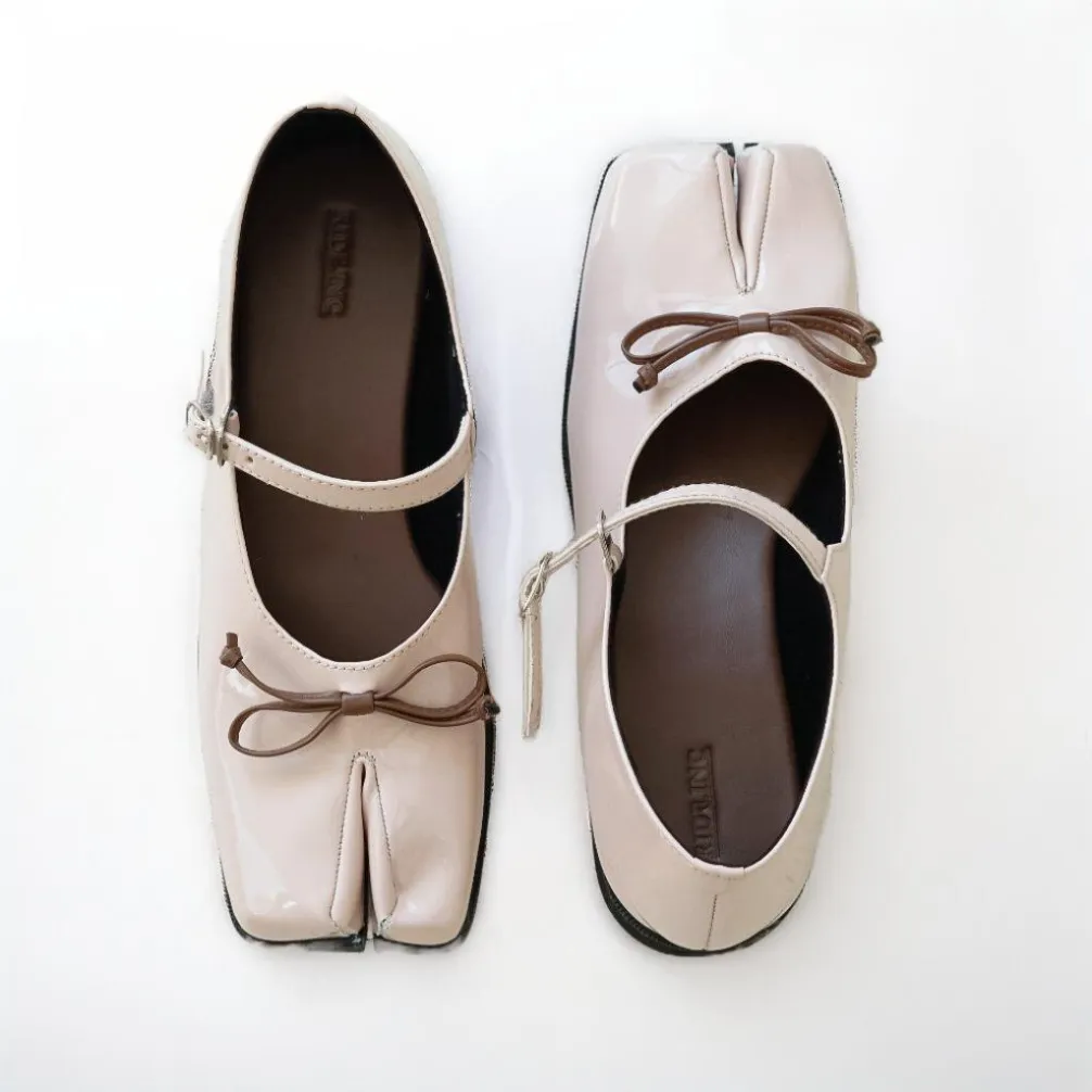 Aina Tabi Flat (Square Toe)