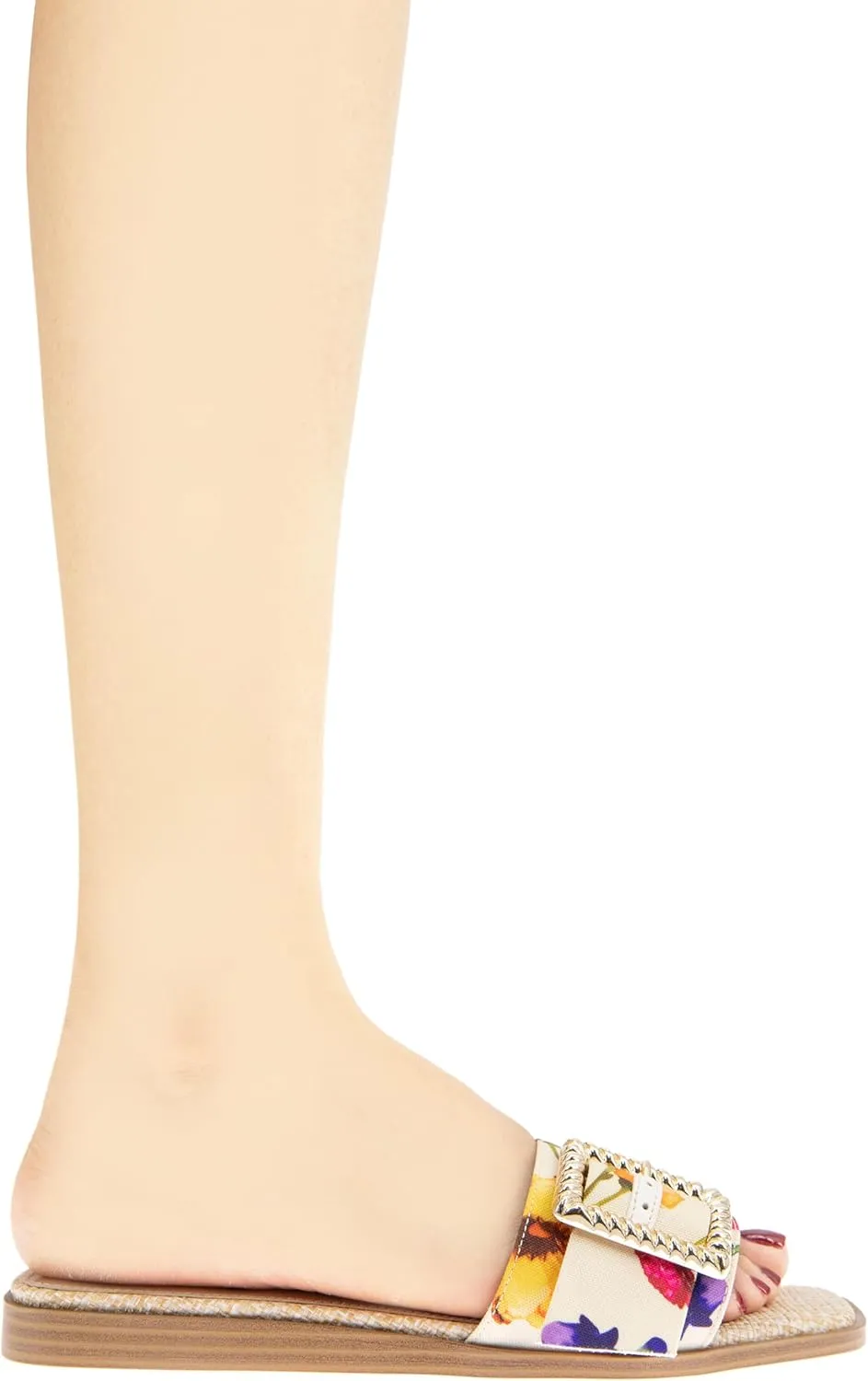 BCBGeneration Women's Fashion Flat Sandal