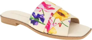 BCBGeneration Women's Summer Sandal Flat