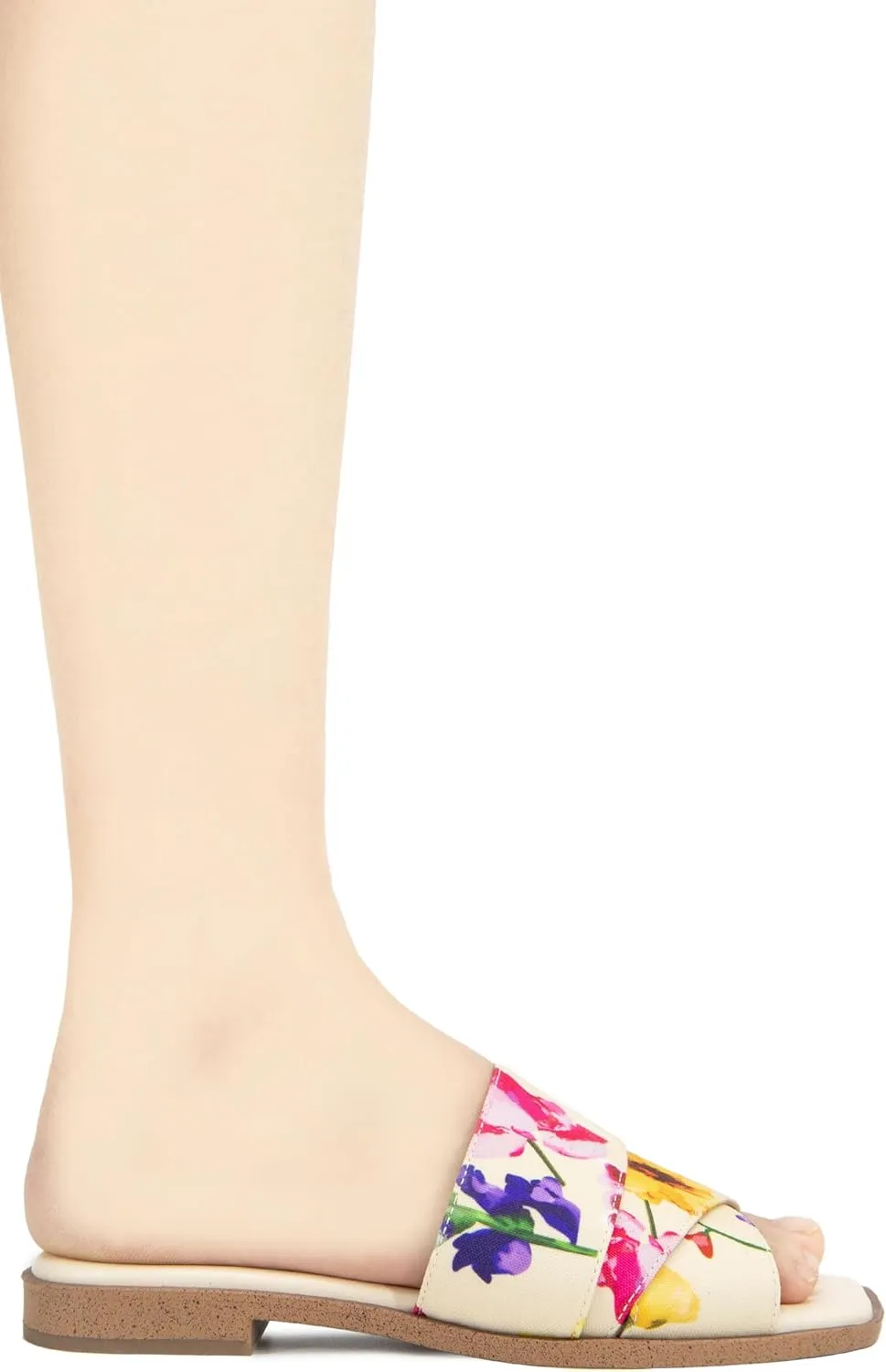 BCBGeneration Women's Summer Sandal Flat