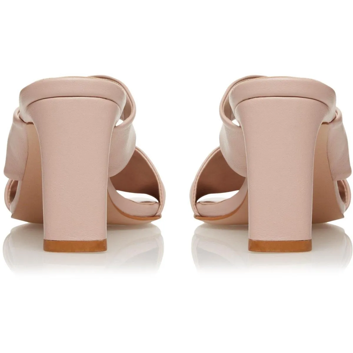 Dune Magnet Sandal Ecru