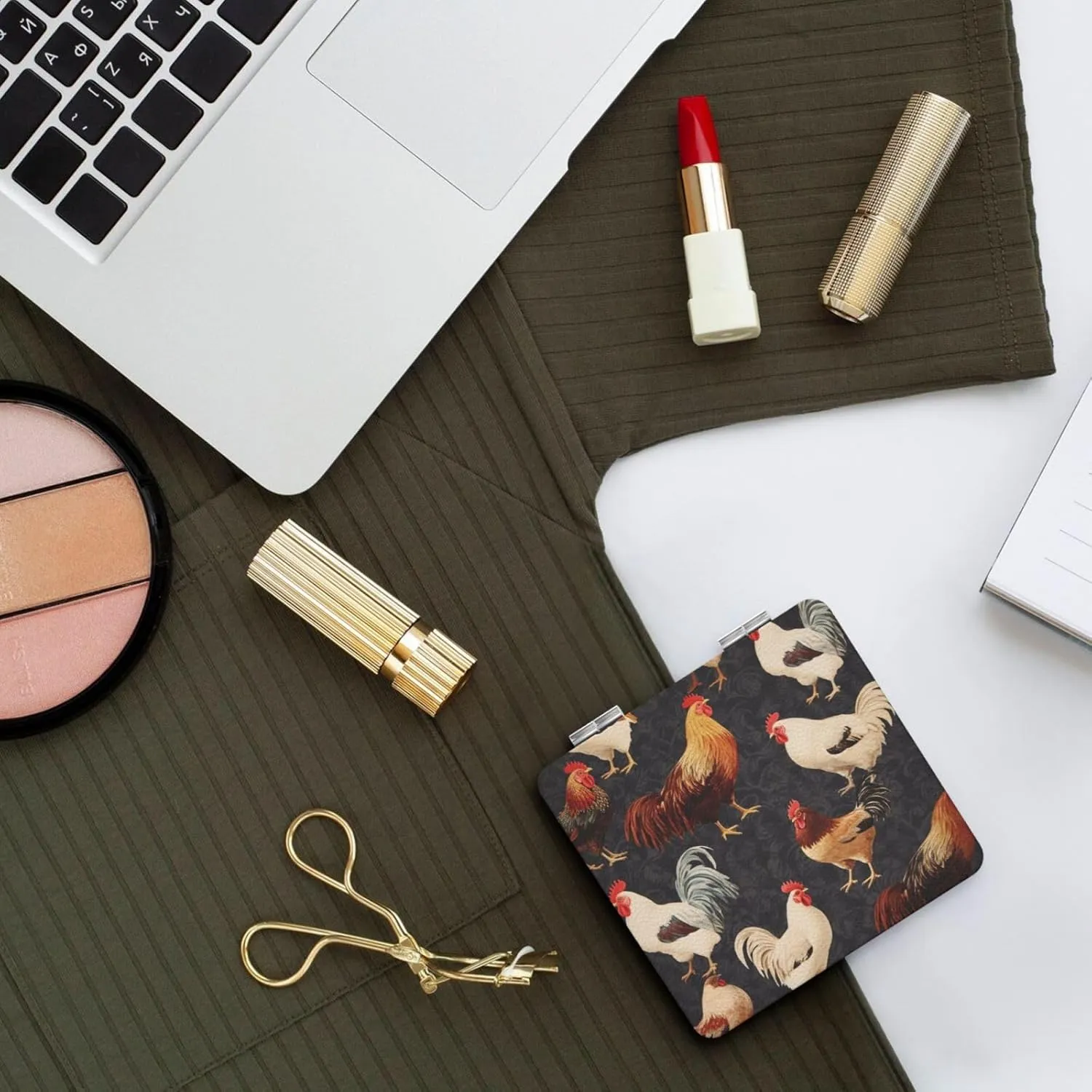 French Roosters Printed Square Pocket Makeup Mirror with 1X/2X Magnification, Portable Mini Travel Makeup Mirror for Travel Daily Work Beauty