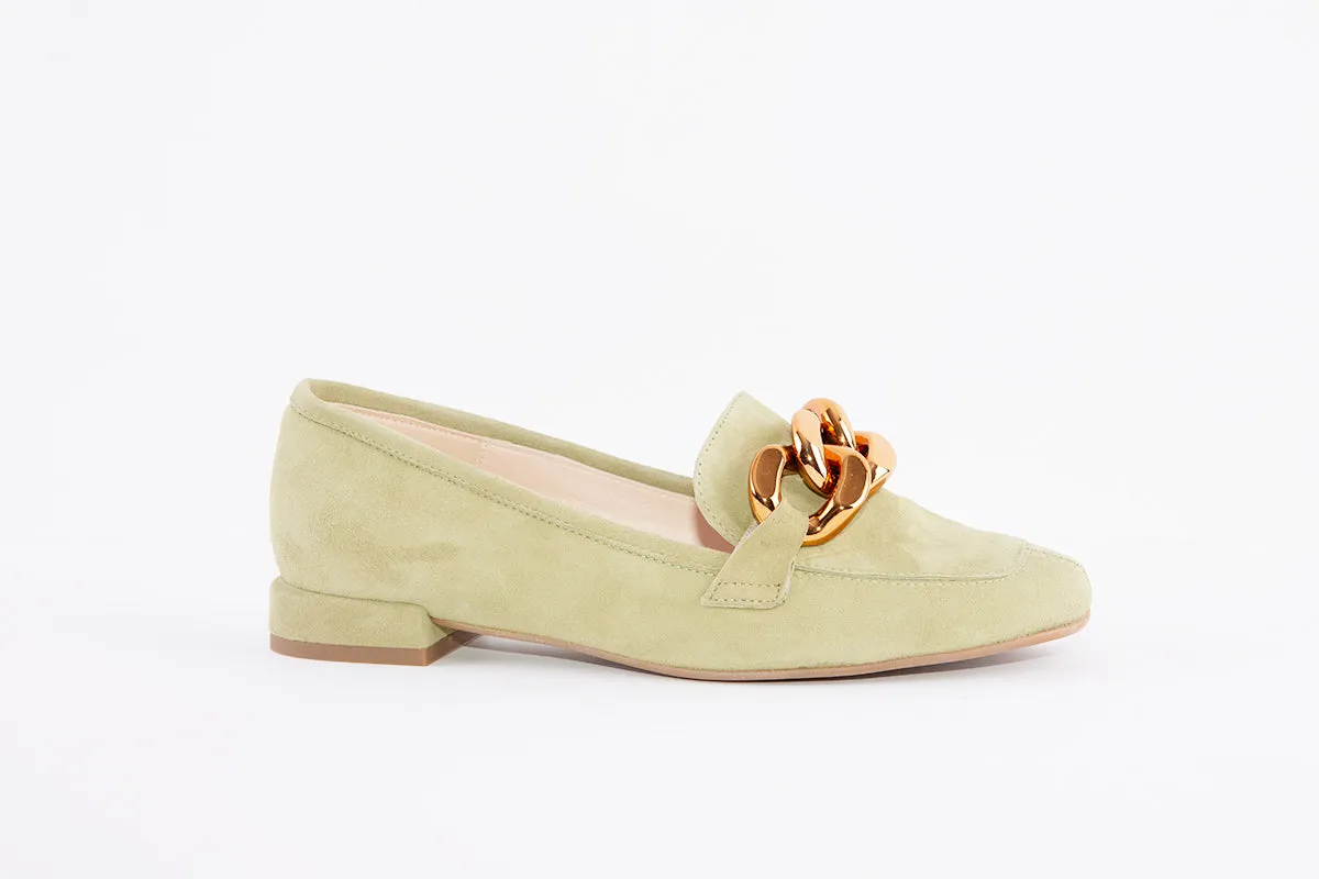 MARIAN - 25306 LOAFER WITH CHAIN DETAIL - GREEN SUEDE