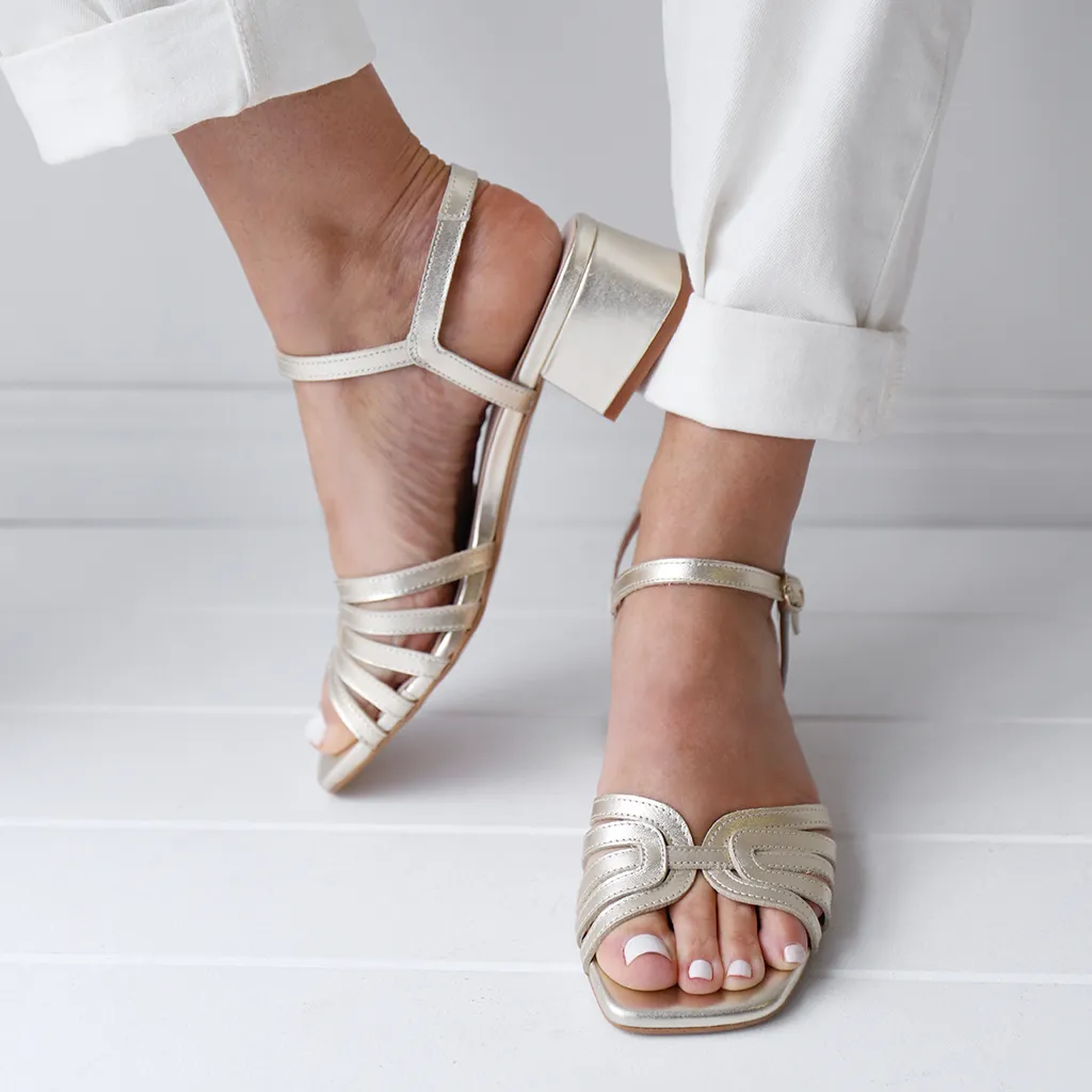 RAVENNA Light Gold