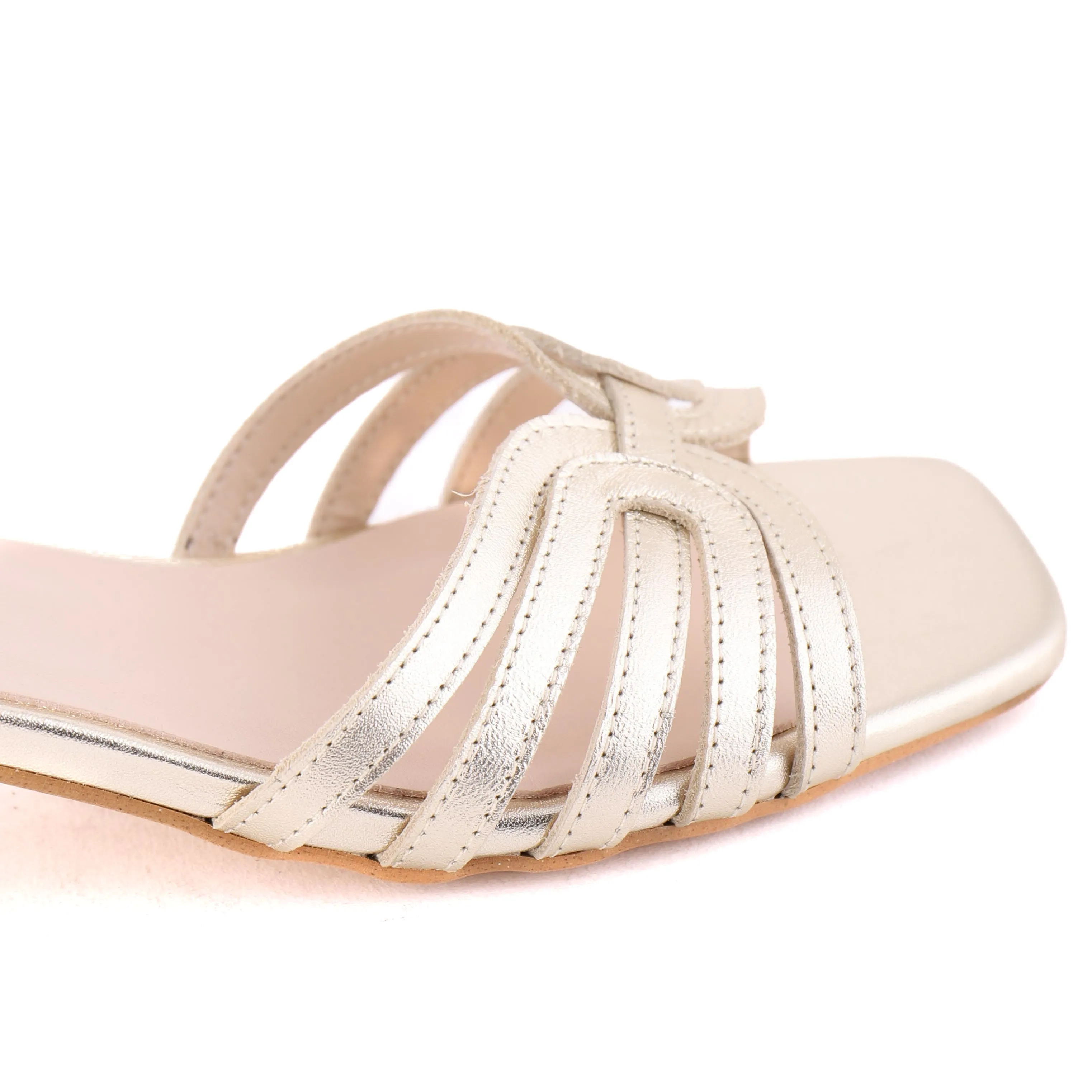 RAVENNA Light Gold