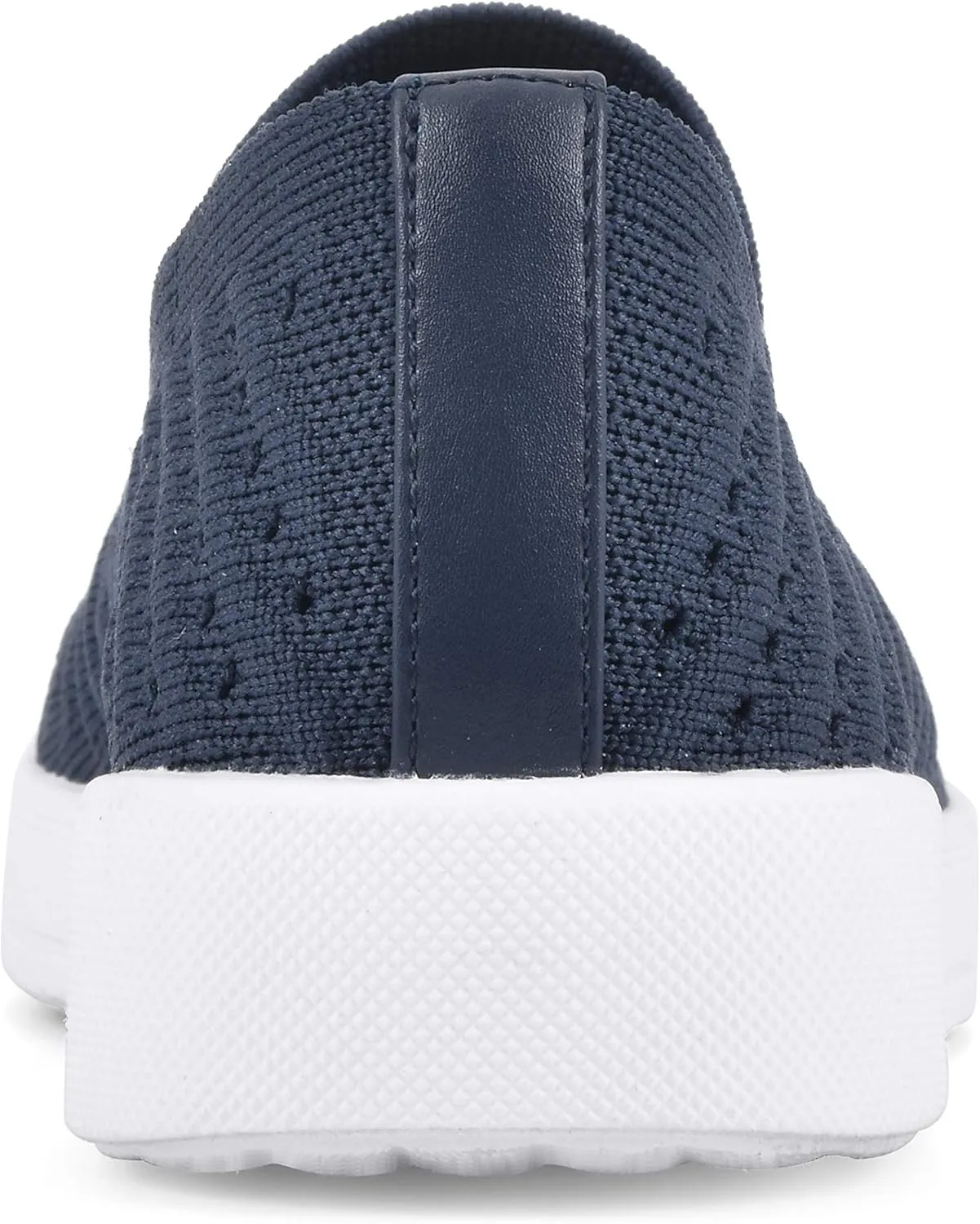 WHITE MOUNTAIN Women's Courage Sneaker