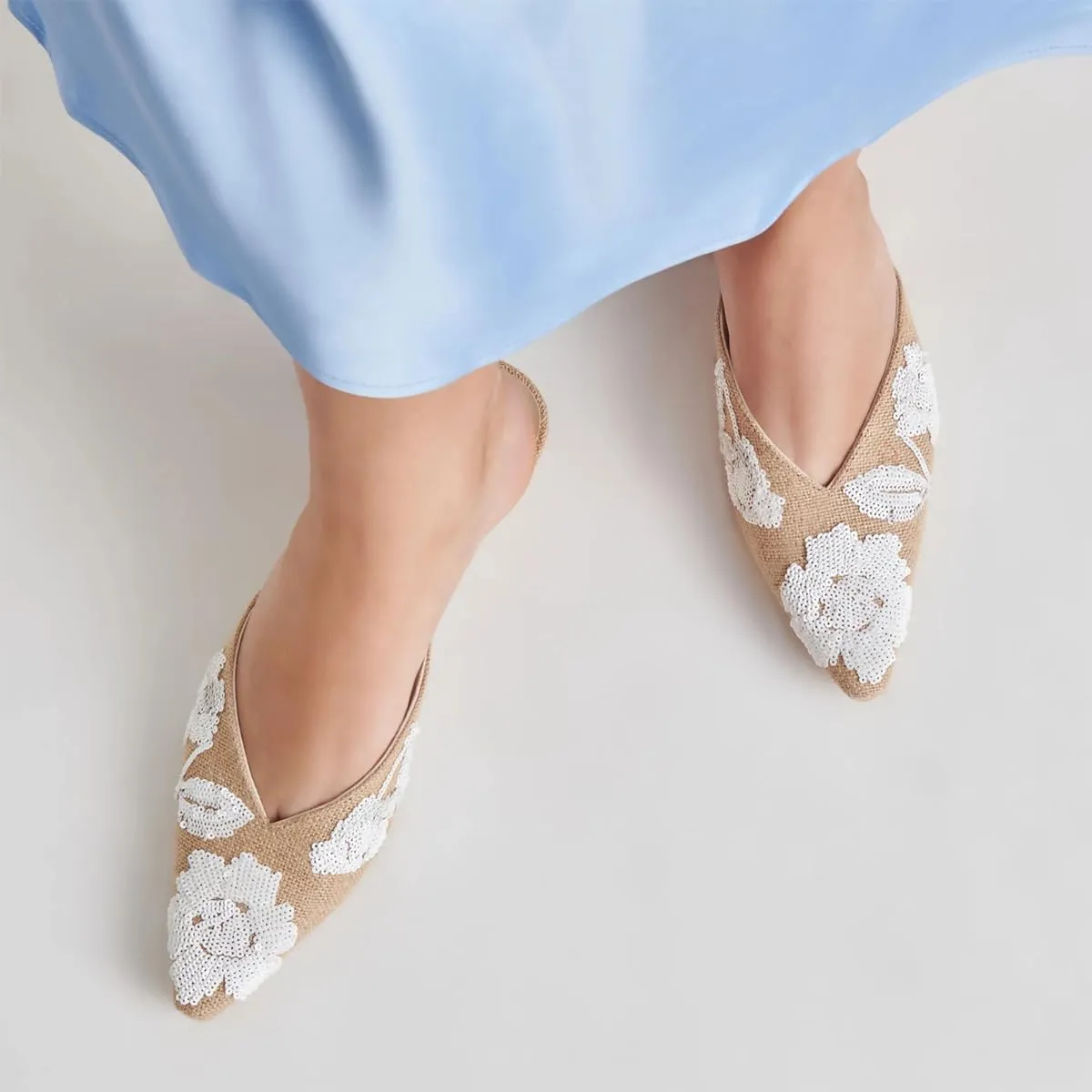 XYD Women Pointed Toe Embroidery Flat Mules Spring Summer Comfort Slip-on Holiday Bridal Dress Shoes